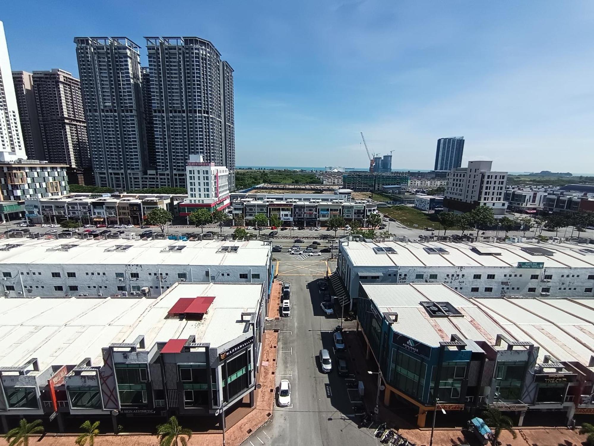 The Wave Residence By Jeffery Lam Home Management Malacca Exterior photo